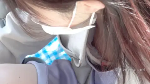 Asian Girl Masturbates Outdoors in Park