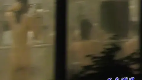 Asian Lesbians Bathing Together