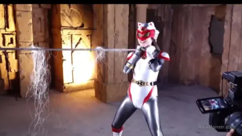 Asian Cosplay Erotica – Dungeon Fantasy