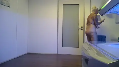 Germany – Solarium Voyeur 2