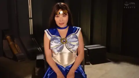 Asian Sailor Moon Cosplay Solo