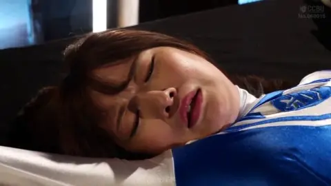 Asian Superheroines in Steamy Encounters