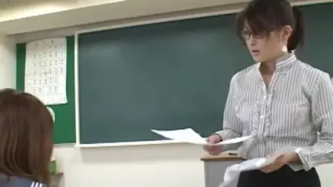 Teacher Disciplines Student