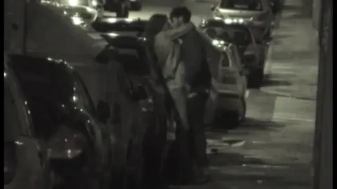 FU10 – Night Crawling 241