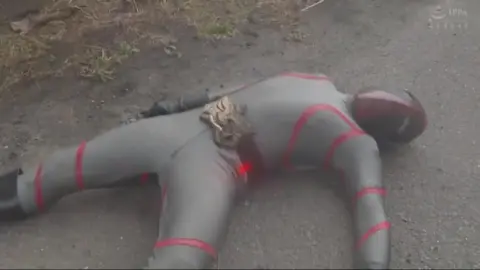 Asian Schoolgirls Outdoor Sex Play