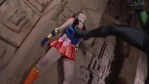 Asian Girl in Fantasy Settings with Costumes