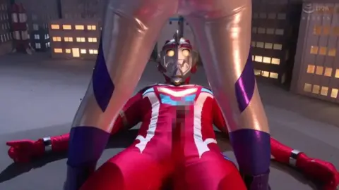 Futuristic Asian Lesbian Encounter