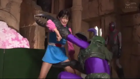 Fighting and Resting Women