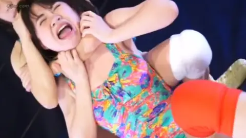 Asian Lesbians Wrestling