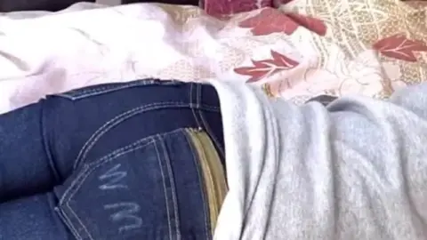 CHISP M063PSP4YSXC – Explicit Scene