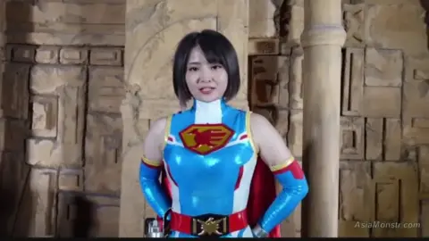 Asian Superheroines in Castle Fantasy