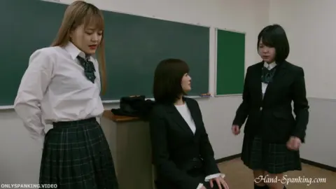 Asian Schoolgirls Spanking in Classroom