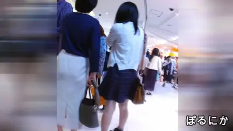 Asian Girl Masturbates in Bathroom POV