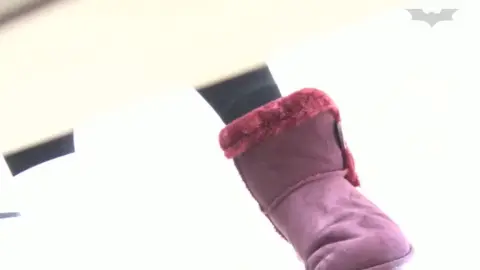 Asian Girl Wet and Toileting Fantasies