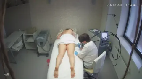 Cosmetic salon 43 – Massage Turns into Sex