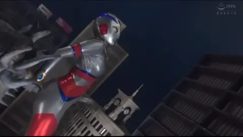 Women Fighting and Wrestling