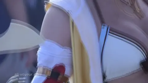 Asian Woman in Lingerie and Outdoor Fetish Scenes