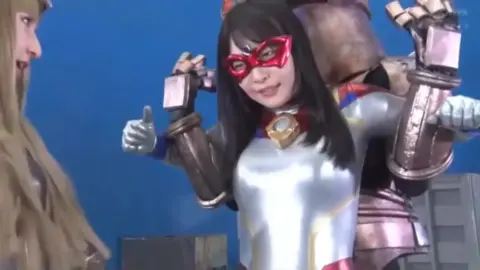 Restrained and Bound Performer