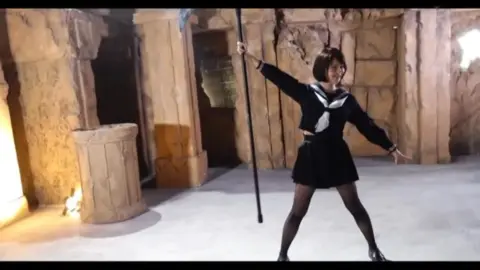 Asian Schoolgirls in Sailor Fuku Fight in Ancient Temple