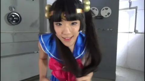 Asian Cosplay Girls in Sailor Moon and Wonder Woman Outfits