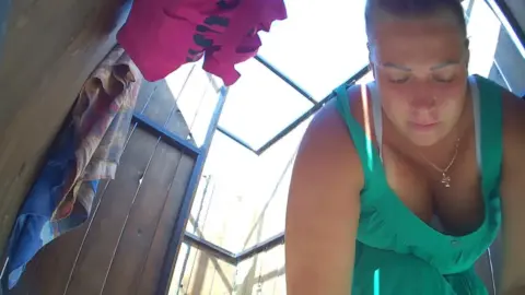 Beach Cabin Voyeur 6new – Voyeur Beach Sex