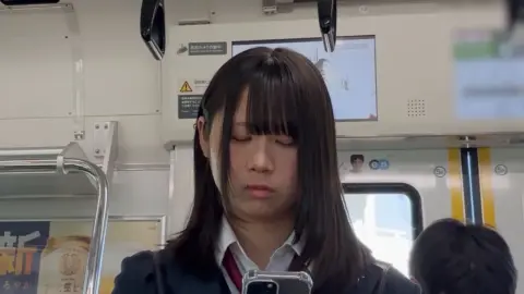 Schoolgirls on Train Exposed