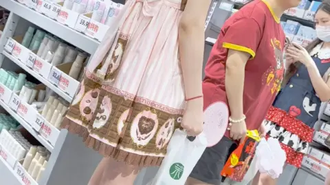 KFC – Two lolita girls with twin ponytails Fuck