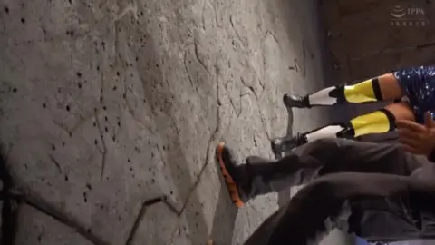 Asian Ninja Couple’s Dramatic Temple Encounter