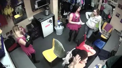 Locker Room Strippers 1 – Nude Girls Fucking