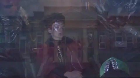 Asian Schoolgirls in Cosplay and Dramatic Scenes