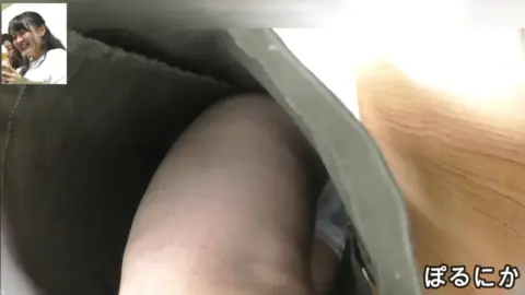 Asian Girls Masturbating in Elevator