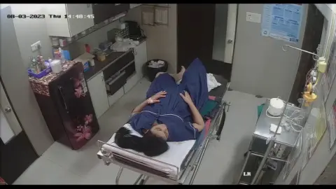 Pakistan Gynecology Clinic 6 – Pregnant Women Giving Birth