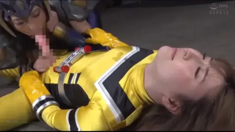 Intimate Kissing and Oral Sex Encounter