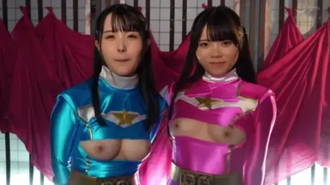 Girls Kick and Pose Together