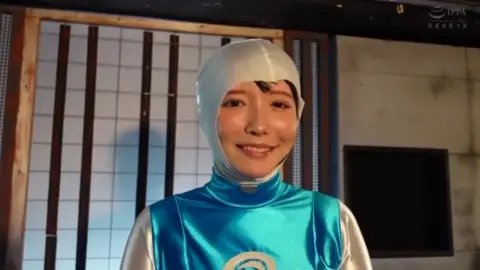 Asian sword fight and intimate moments